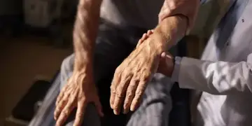 Fakti pas ‘Ozempic hands’: Çfarë po ndodh me duart tuaja?