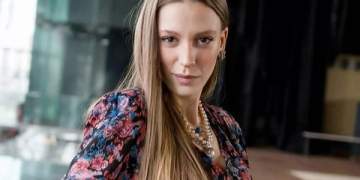Përfundon hetimi, merret vendimi për aktoren turke Serenay Sarıkaya!