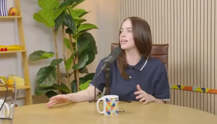Billie Eilish thyen heshtjen për Tourette syndrome dhe përballet me paragjykimet