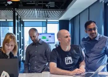LinkedIn pushon nga puna 5% të fuqisë punëtore pas një njoftimi të brendshëm të papritur