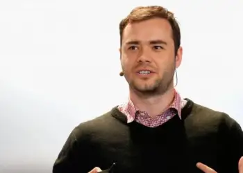 Kush është Andrej Karpathy? Pse OpenAI, Tesla, Anthropic e donin të gjithë atë në ekipin e tyre?