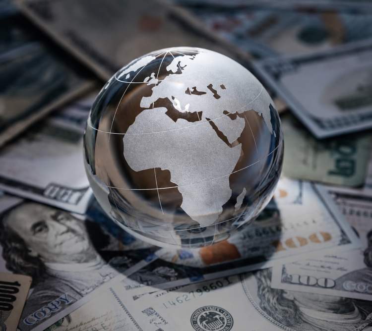 Borxhi global arrin nivel rekord, afro 353 trilionë dollarë