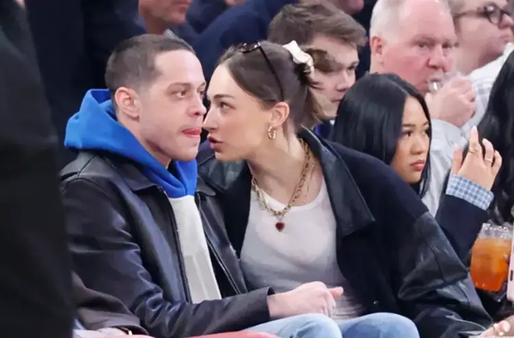 Pete Davidson ndahet nga partnerja vetëm pak muaj pasi u bënë prindër