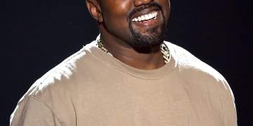 Kanye West në Tiranë, stadiumi marramendës do të ndërtohet enkas për koncertin me 60 mijë spektatorë!