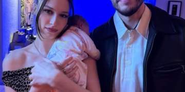 Pas ndarjes nga Pete Davidson, Elsie Hewitt shpërthen në rrjete sociale: Po e rris vajzën vetë