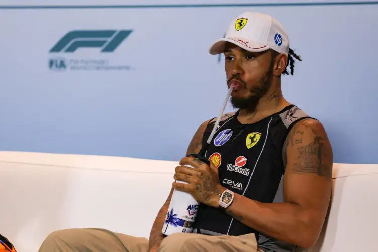 Lewis Hamilton flet për të ardhmen në Formula 1 : Harrojeni dorëheqjen