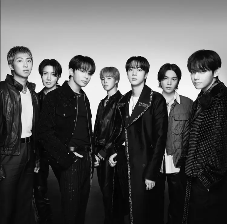 “ARMY” rikthen BTS në krye të muzikës botërore me fitoren në AMA