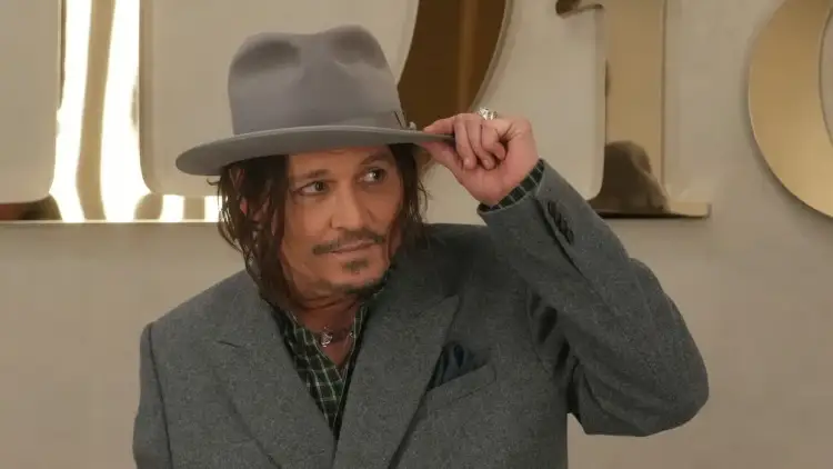 Arrestohet i riu që dyshohet se shpenzoi mijëra euro nga karta e Johnny Depp