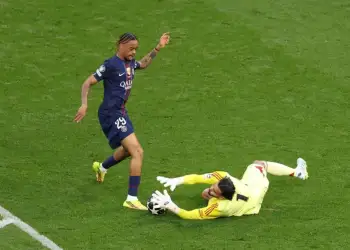 Arsenali prek ëndrrën, PSG i rrëmben trofeun nga duart