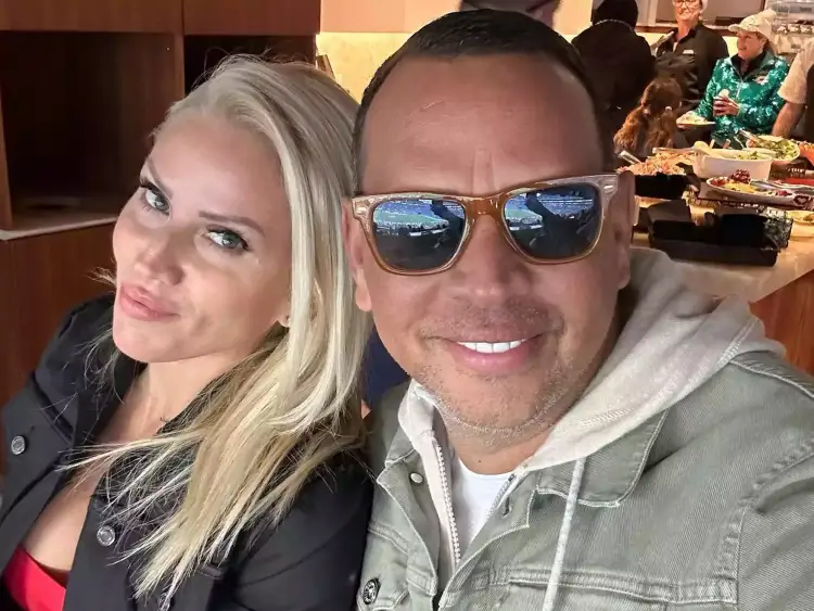 Alex Rodriguez dhe Jaclyn Cordeiro ndahen pas tre vitesh lidhje, trajnerja e fitnesit flet për “paqen”