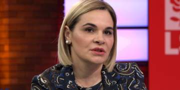 Monika Kryemadhi për Ilir Metën: Ka mbaruar ndoshta dashuria…