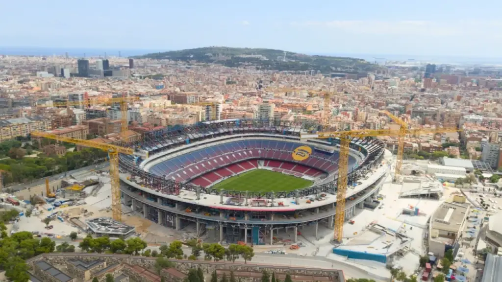 Camp Nou pret historinë: Barça mund të shpallet kampione ndaj Real Madrid