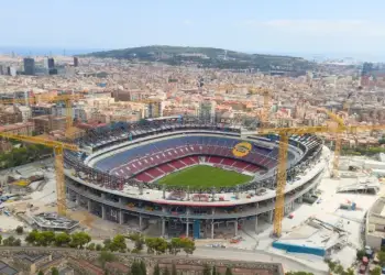 Camp Nou pret historinë: Barça mund të shpallet kampione ndaj Real Madrid