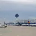 Panik në aeroportin e Athinës, avioni me 177 pasagjerë në bord bën ulje emergjente