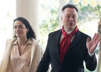 Ish-anëtarja e bordit të OpenAI bën deklaratë tronditëse: Elon Musk i ofroi dhurim sperme