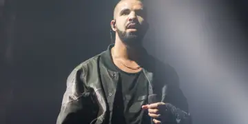 Histori në muzikë! Drake thyen rekordin e Billboard 200 dhe lë pas çdo artist tjetër