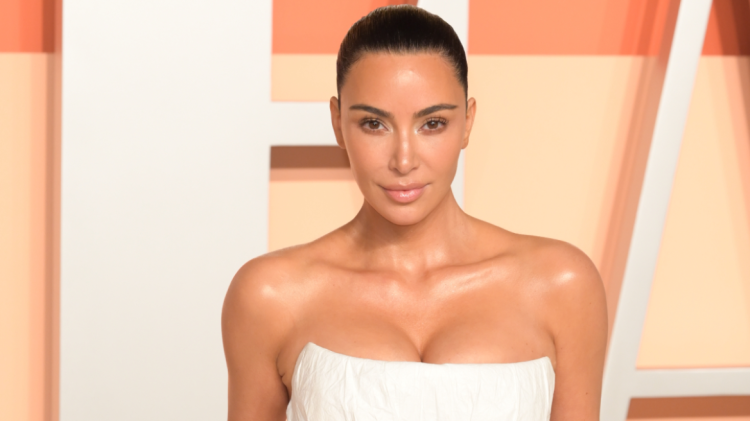 Postimi prekës i Kim Kardashian për ditëlindjen e të birit: Të dua shumë
