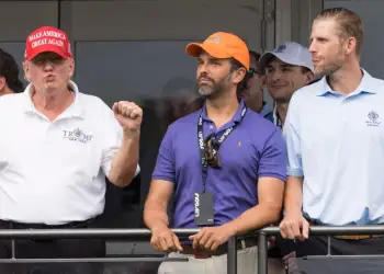 Zbulimi i Financial Times: Bijtë e Trump investojnë në dronë, kriptomonedha dhe inteligjencë artificiale përmes një fondi prej 1 miliard dollarësh