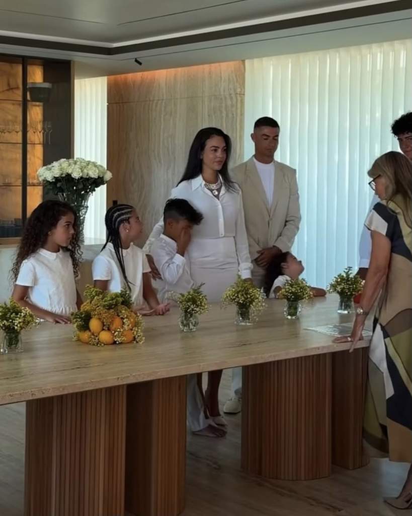 Nga Gucci ku nisi dashuria, te Gucci në ditën e martesës/ Cristiano Ronaldo dhe Georgina kurorëzojnë historinë 10-vjeçare në shtëpi, vetëm pranë fëmijëve