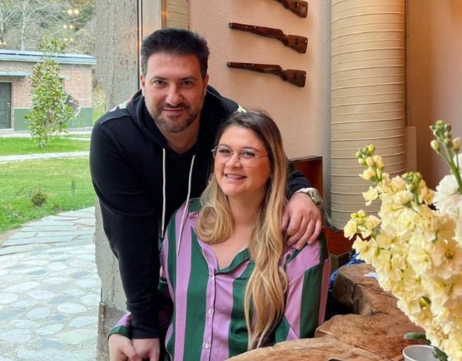 “Mbase gënjeva”/ Neda Balluku kërkon ndjesë publike pas divorcit nga Ogreni: Krijova një perceptim të gabuar për jetën dhe familjen time