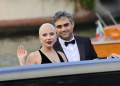 “Mother Monster” bëhet nënë! Lady Gaga dhe Michael Polansky mirëpresin fëmijën e tyre të parë