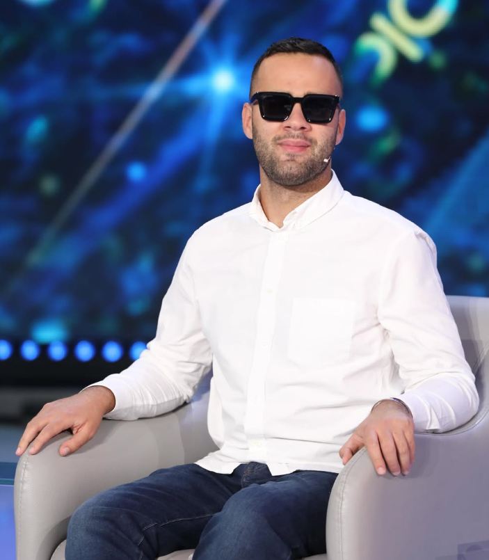 Pas eksperiencës në “Big Brother VIP”, Stenaldo Mëhilli rikthehet në “Top Channel”